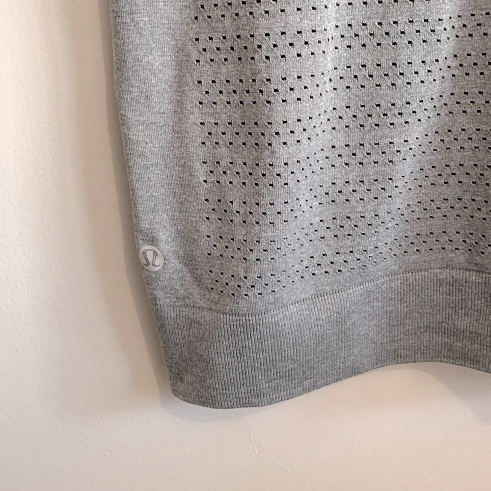 BNWOT Lululemon Breeze By Muscle Tank II *Squad size 8 - Picture 4 of 4